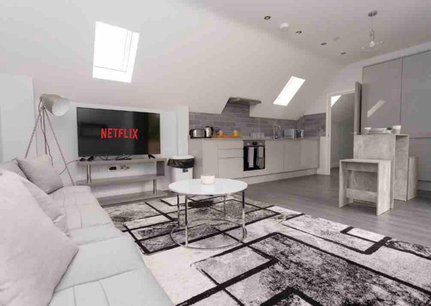 D & D Luxury Apartments Stanmore  Exterior photo