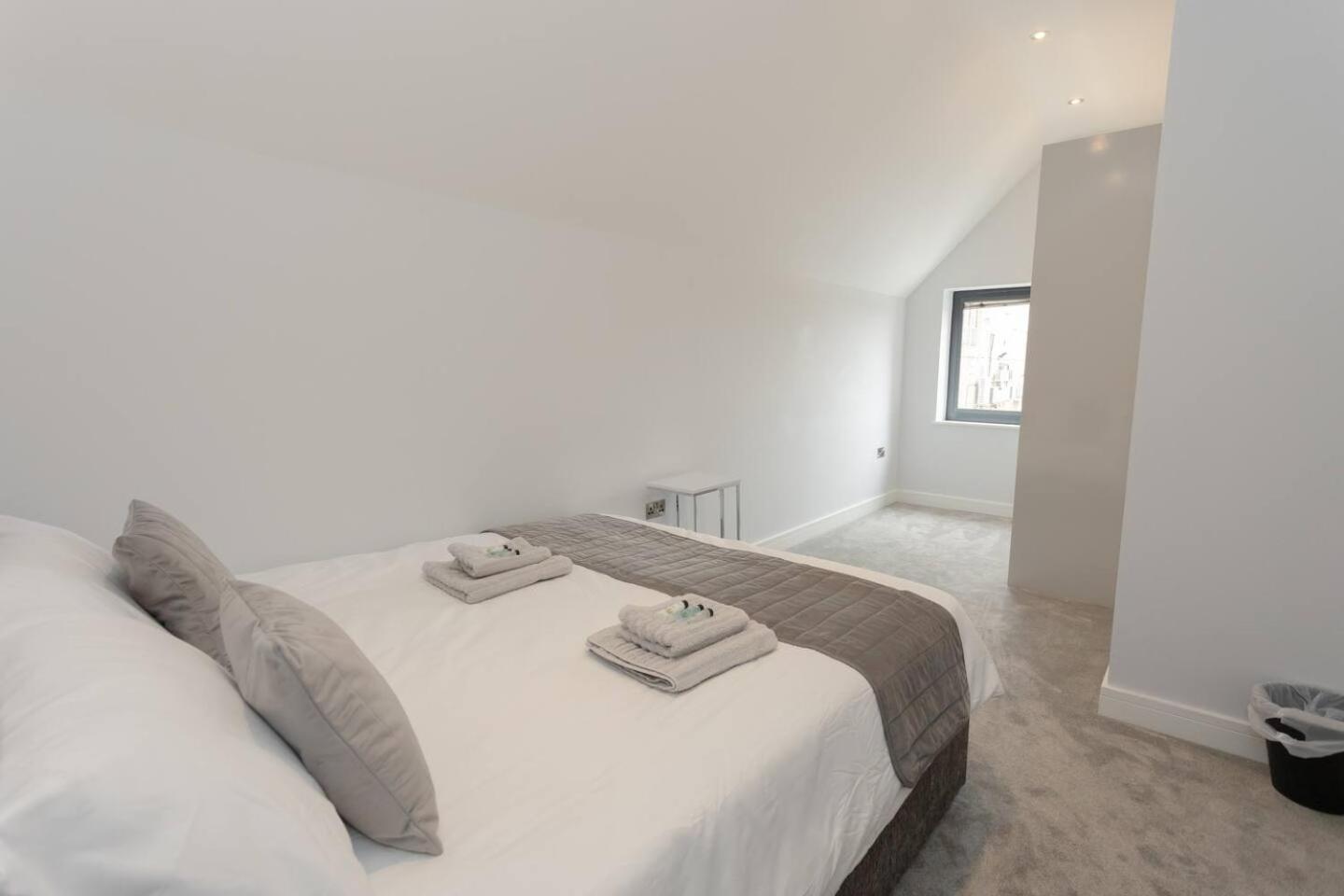 D & D Luxury Apartments Stanmore  Exterior photo